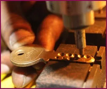 Port Monmouth NJ Locksmith Store Port Monmouth, NJ 732-841-9614 - 17-key-making